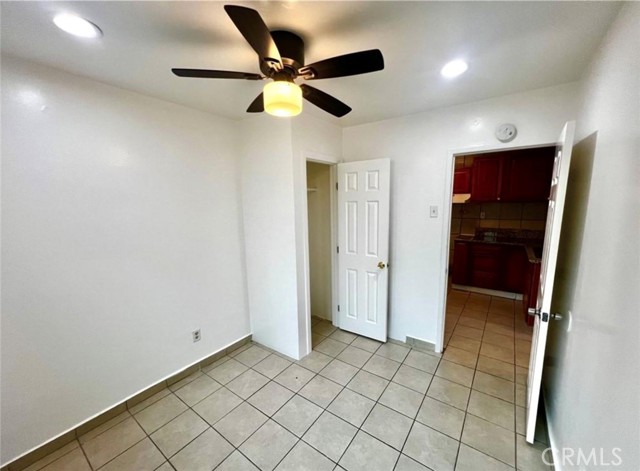 Image 10 of 17 For 2657 Monroe  