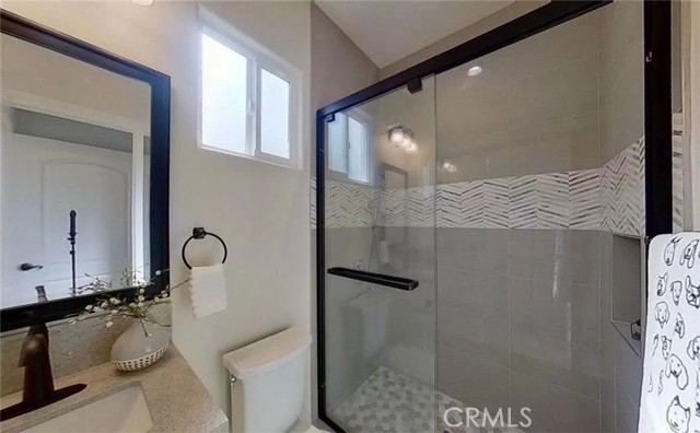 7792 Liberty Drive, Huntington Beach CA: https://media.crmls.org/medias/015227b3-b9c8-4d18-8a3d-efbced7bc4b9.jpg