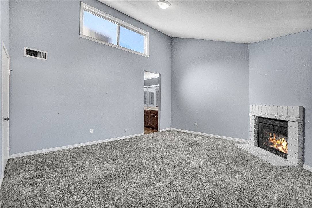 Detail Gallery Image 20 of 40 For 14435 Valerio St #10,  Van Nuys,  CA 91405 - 3 Beds | 2/1 Baths