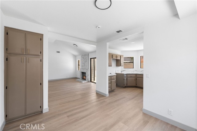 44130 Dahlia Street, Lancaster CA: https://media.crmls.org/medias/01525981-4cbd-4856-9e23-f94645ce88d8.jpg