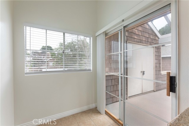 property-img