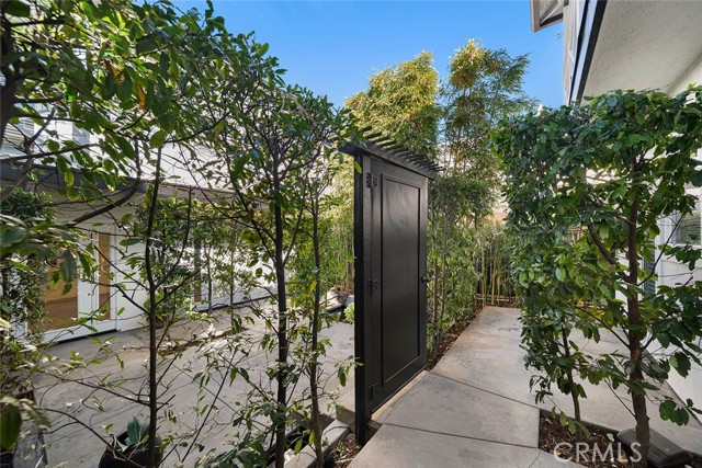 Detail Gallery Image 25 of 33 For 435 Dahlia Ave, Corona Del Mar,  CA 92625 - 3 Beds | 3 Baths