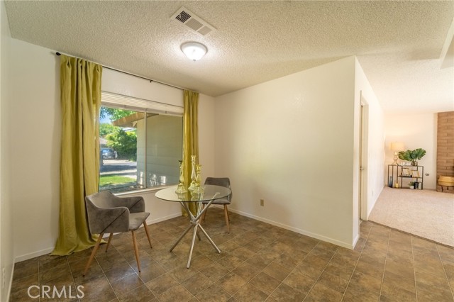 Detail Gallery Image 8 of 31 For 2772 Saratoga Ave, Merced,  CA 95340 - 3 Beds | 2 Baths