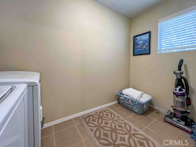 2441 Innsbruck Court, Pine Mountain Club CA: https://media.crmls.org/medias/015341f4-fb97-4579-98a9-aeed593845be.jpg