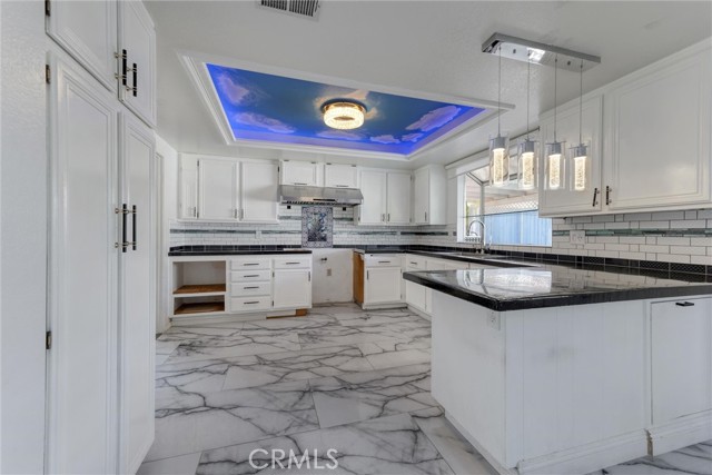 Detail Gallery Image 11 of 64 For 37519 Brighton Ct, Palmdale,  CA 93550 - 4 Beds | 3 Baths