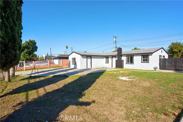 Detail Gallery Image 6 of 39 For 1381 E 5th, Ontario,  CA 91764 - 4 Beds | 1/1 Baths
