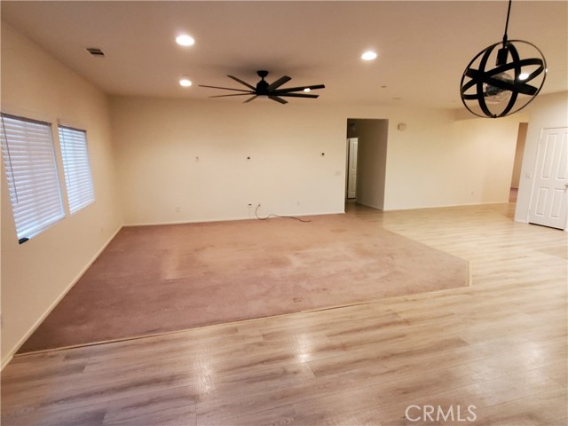 Detail Gallery Image 5 of 29 For 35349 Mickelson, Beaumont,  CA 92223 - 4 Beds | 2 Baths