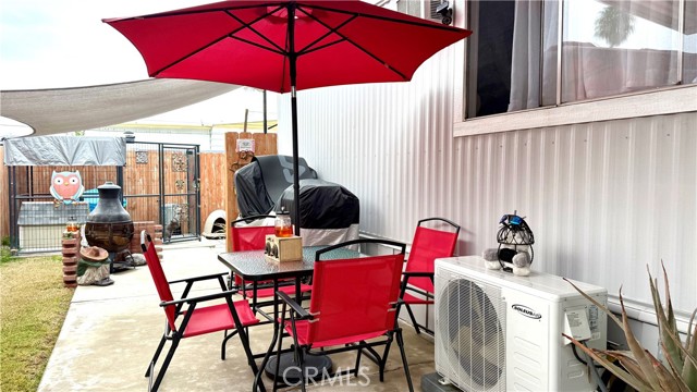 25521 Lincoln Avenue, Hemet CA: https://media.crmls.org/medias/0155b6d0-9f3e-4a60-be74-4b5a0d8c0b28.jpg