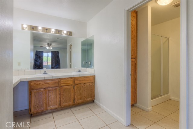 90 Segura Drive, Oroville CA: https://media.crmls.org/medias/0155ce67-a446-4703-b649-bc976cc1fd6e.jpg