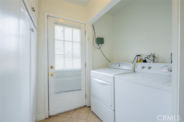 Detail Gallery Image 14 of 30 For 6933 Fallbrook Ave, West Hills,  CA 91307 - 3 Beds | 2 Baths