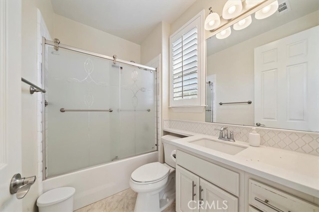 Detail Gallery Image 40 of 61 For 3094 Crystal Ridge Ln, Colton,  CA 92324 - 5 Beds | 5/1 Baths