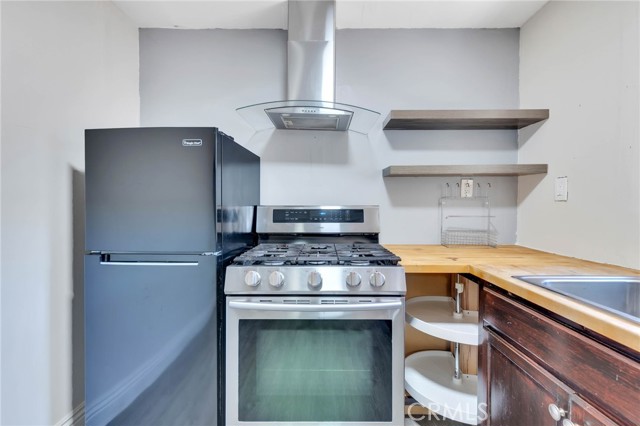 222 W 8th Avenue, Escondido CA: https://media.crmls.org/medias/0156ab4d-f948-485b-bb2e-620a92aa55fe.jpg