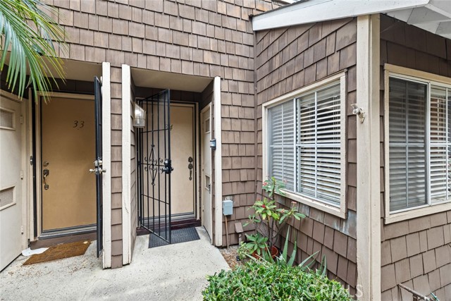 Detail Gallery Image 2 of 36 For 12555 Euclid #34,  Garden Grove,  CA 92840 - 1 Beds | 1 Baths