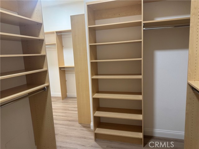 26480 Valley Oak Lane, Valencia CA: https://media.crmls.org/medias/01573aaf-0412-4c2d-984c-c4ee04f6a500.jpg