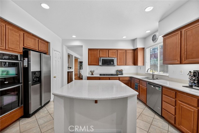 Detail Gallery Image 17 of 67 For 32797 Secretariat Ct, Menifee,  CA 92584 - 5 Beds | 4 Baths