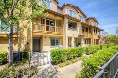 Detail Gallery Image 27 of 31 For 22919 Mariposa Ave #202,  Torrance,  CA 90502 - 3 Beds | 4 Baths