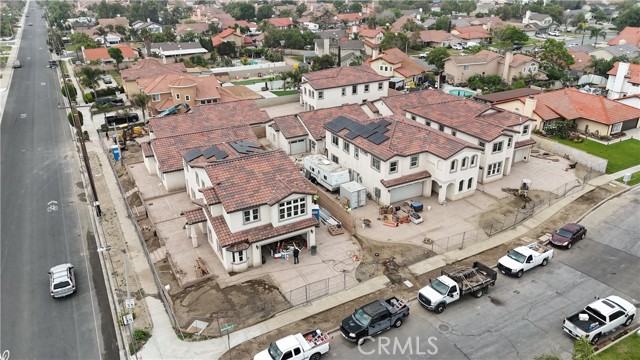 Image 4 of 11 For 18281 Montgomery Avenue