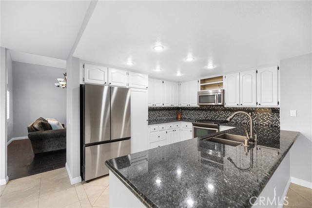 23896 Corinth Drive, Murrieta CA: https://media.crmls.org/medias/01581cd8-64d2-4d06-ad2f-4c7d39e9467c.jpg