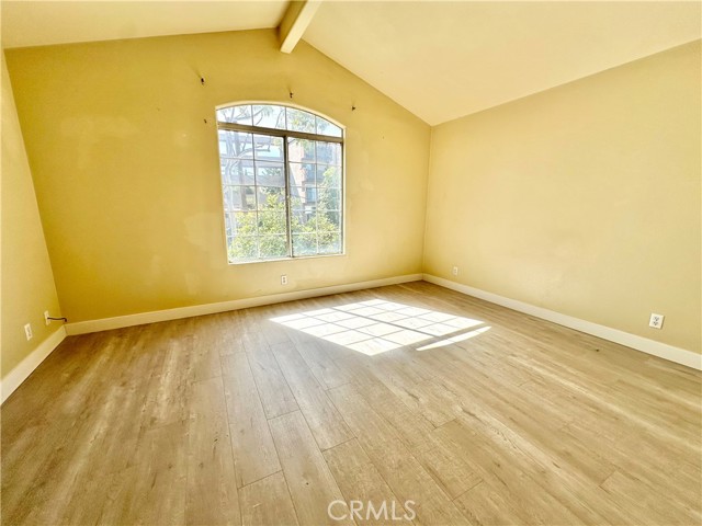 Detail Gallery Image 14 of 22 For 731 W 5th St, Long Beach,  CA 90802 - 3 Beds | 2/1 Baths