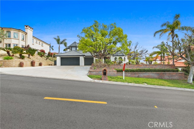 Detail Gallery Image 3 of 53 For 22390 Mission Hills Lane, Yorba Linda,  CA 92887 - 5 Beds | 4/1 Baths