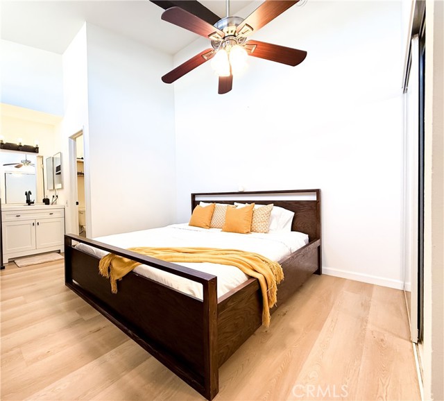 Detail Gallery Image 14 of 23 For 5460 White Oak #C338,  Encino,  CA 91316 - 1 Beds | 1/1 Baths