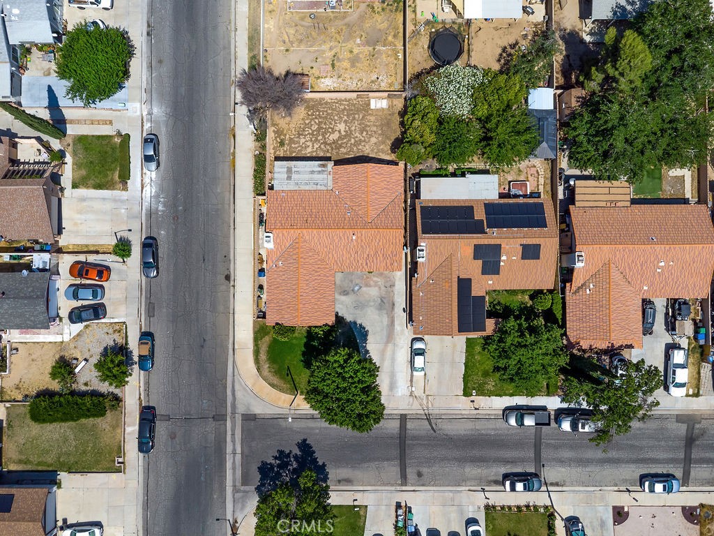 https://media.crmls.org/medias/0159202c-9faf-4d0c-b899-5c1a632a53bb.jpg?preset=X-Large