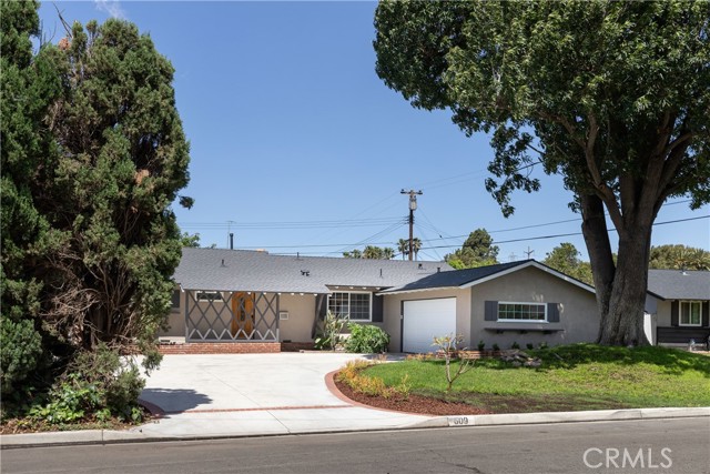Image 2 for 609 S Kenmore St, Anaheim, CA 92804