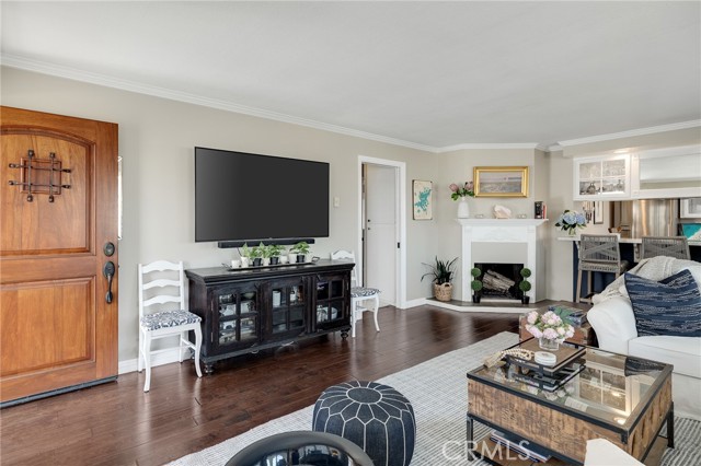 640 Manhattan Beach Boulevard, Manhattan Beach, California 90266, 2 Bedrooms Bedrooms, ,2 BathroomsBathrooms,Residential,Sold,Manhattan Beach,SB23142644