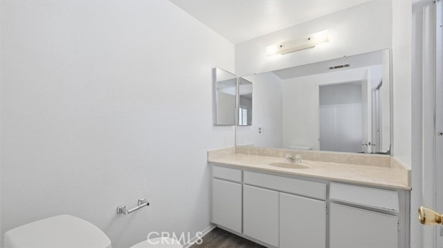Detail Gallery Image 23 of 30 For 604 E 220th #3,  Carson,  CA 90745 - 3 Beds | 2/1 Baths