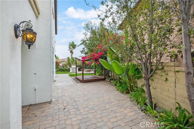 19 Via Cuenta Nueva, San Clemente CA: https://media.crmls.org/medias/015a3af3-1130-4a9a-8950-2cf245cde91d.jpg