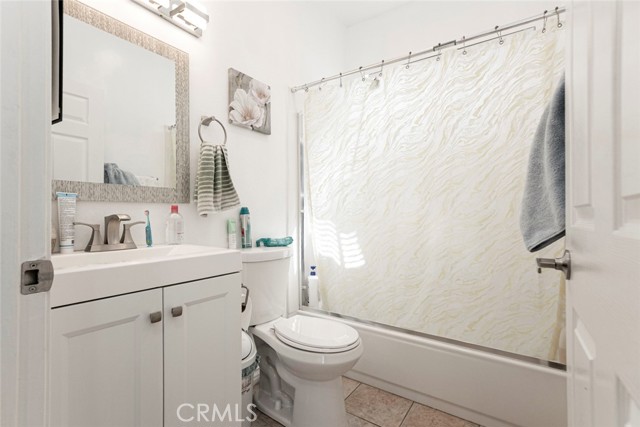 12134 Via Santa Marta, Sylmar CA: https://media.crmls.org/medias/015a8e79-5606-4742-9e25-3c412995a339.jpg