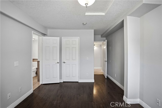 Image 9 of 62 For 6568 Balzac Circle