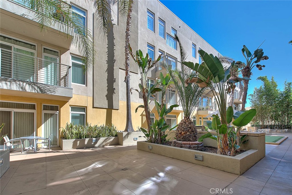 250 N First Street 337Burbank img 4