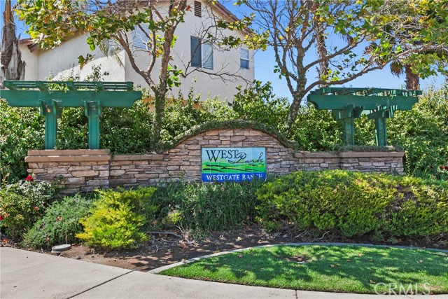 1921 Ybarra Avenue, Santa Maria CA: https://media.crmls.org/medias/015bfa93-18dd-4566-985d-004d60d9520b.jpg