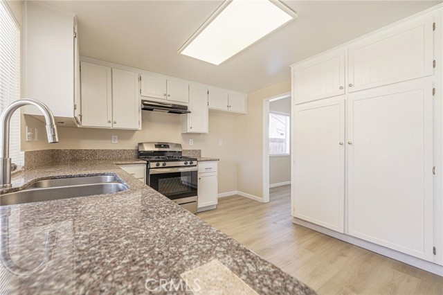 Detail Gallery Image 16 of 37 For 44125 Rodin, Lancaster,  CA 93535 - 4 Beds | 2 Baths