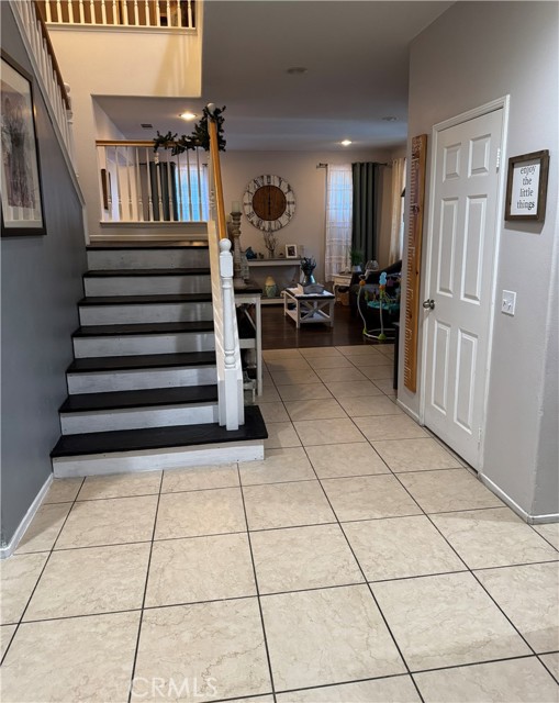 Detail Gallery Image 2 of 30 For 4300 Cloudywing, Hemet,  CA 92545 - 5 Beds | 3 Baths