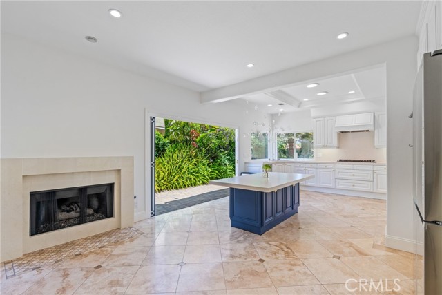 3107 Corte Marin, Newport Beach CA: https://media.crmls.org/medias/015cf42f-ace7-4a8c-916f-2277002a4776.jpg
