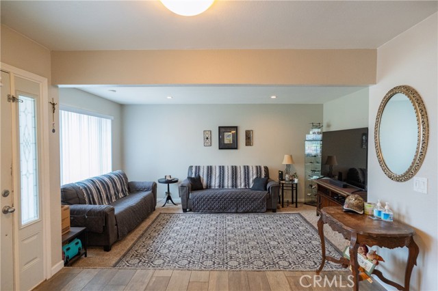 Detail Gallery Image 5 of 61 For 2390 Fruitland Ave, Atwater,  CA 95301 - 3 Beds | 2 Baths