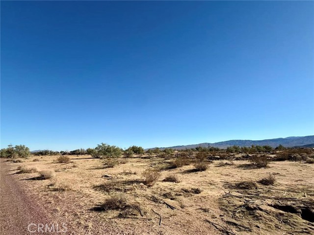 Detail Gallery Image 2 of 12 For 32467 Lakeview, Newberry Springs,  CA 92365 - – Beds | – Baths