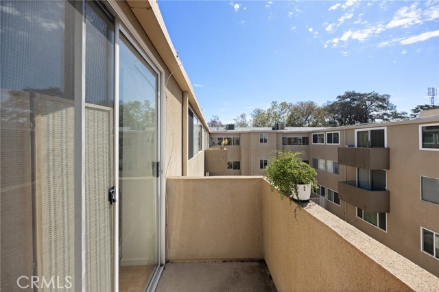 2 Bed Home for Sale in Sherman Oaks, California