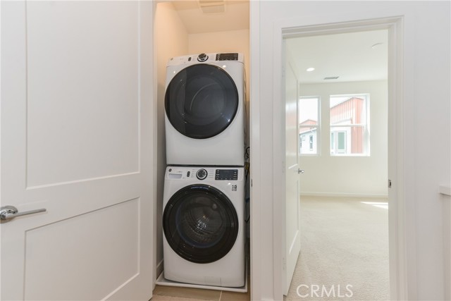 115 Allusion, Irvine CA: https://media.crmls.org/medias/015eecf1-e369-430b-b750-9ead3178dc2a.jpg