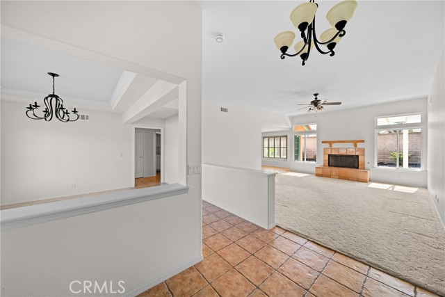 Detail Gallery Image 4 of 52 For 2436 Longdrive Ln, Santa Maria,  CA 93455 - 3 Beds | 2 Baths