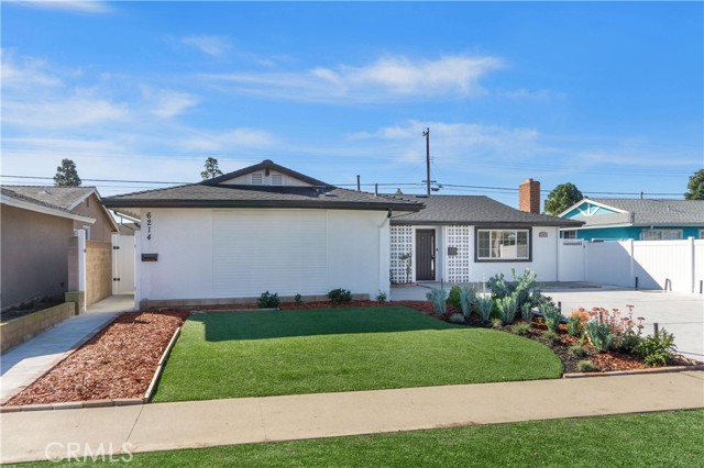 6212 Santa Rita Avenue, Garden Grove CA: https://media.crmls.org/medias/016118a8-5ea2-453f-ad43-65285471c20b.jpg