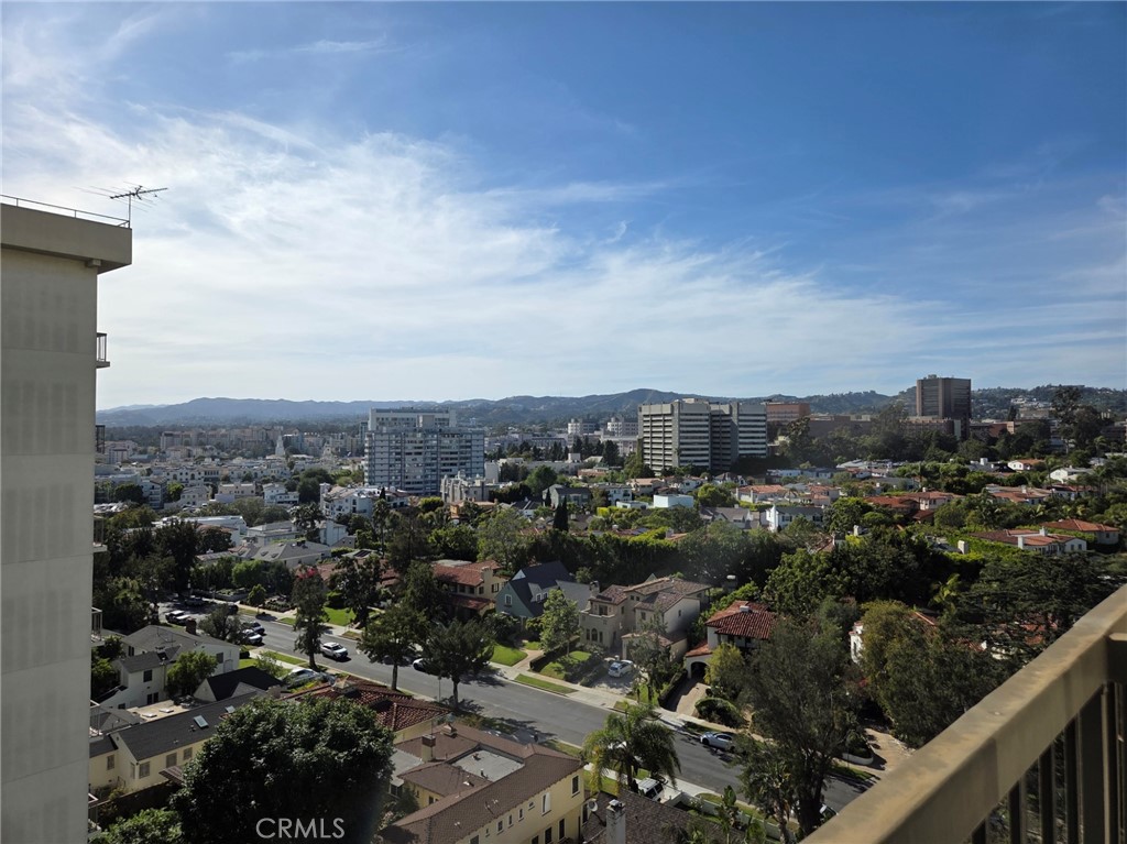 https://media.crmls.org/medias/01624653-8bcd-4c74-824a-0430b368f9f6.jpg?preset=X-Large
