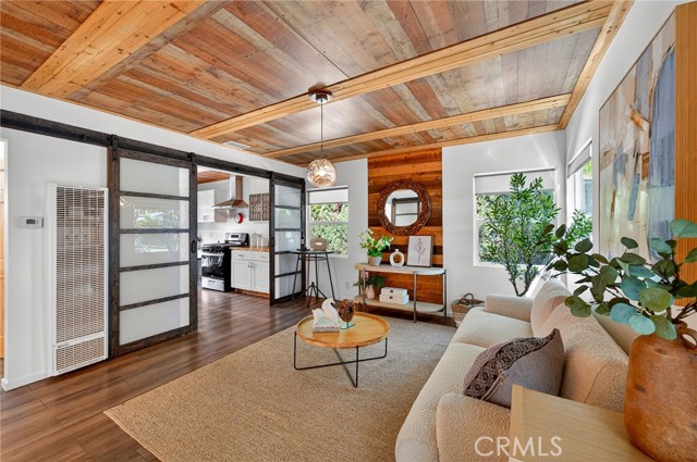 Detail Gallery Image 8 of 64 For 261 N Oak, Pasadena,  CA 91107 - 4 Beds | 3 Baths