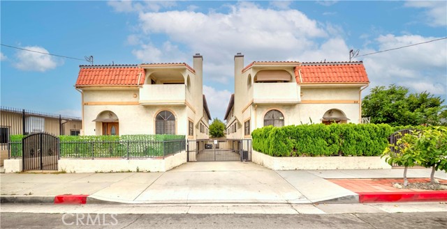 215 N Maple Avenue, Montebello CA: https://media.crmls.org/medias/01630ae0-20fb-46ca-997c-f31b7302289a.jpg