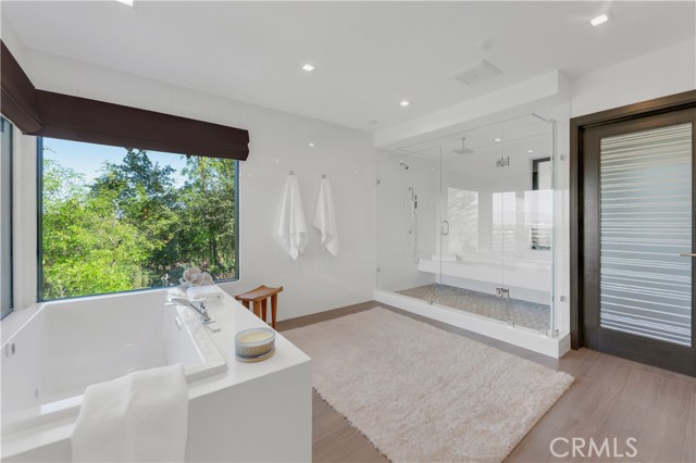 Image 47 of 75 For 4032 Rogen Drive