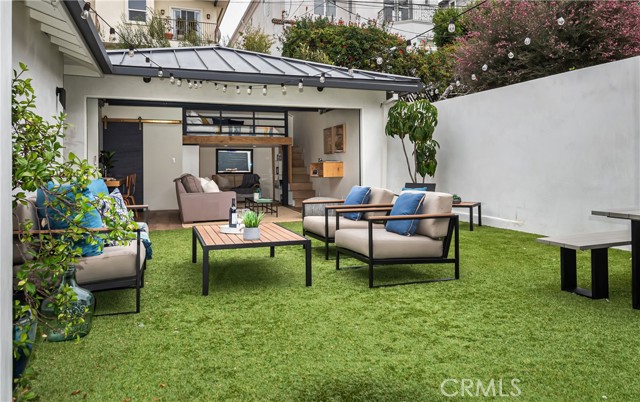 3528 Poinsettia Avenue, Manhattan Beach, California 90266, 3 Bedrooms Bedrooms, ,2 BathroomsBathrooms,Residential,Sold,Poinsettia,SB21241585