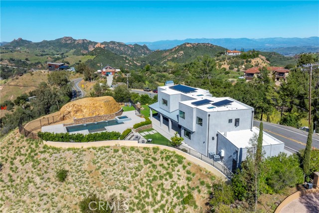 Detail Gallery Image 36 of 42 For 717 Latigo Canyon Rd, Malibu,  CA 90265 - 3 Beds | 3 Baths