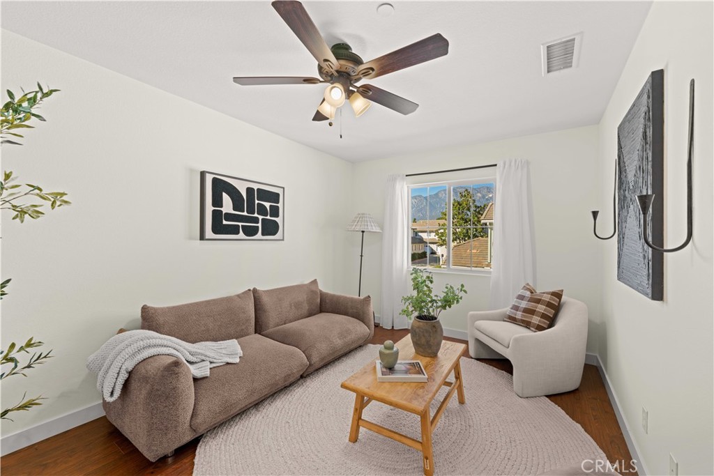 MLS #OC25254109 image #12